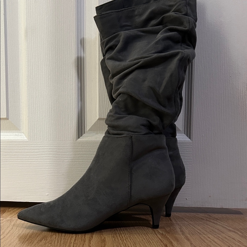 Women's Gray Suede Slouch Boots